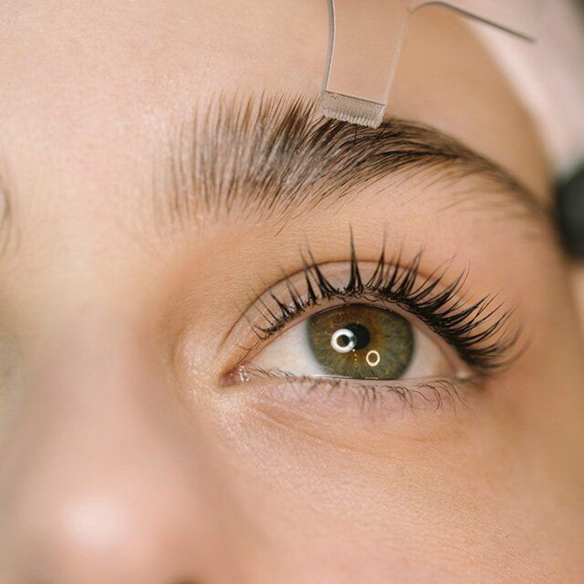 Sisi Therapy Massage Freebies - Malta Health & Beauty Discounts & Offer  on Coupon Club.mt - Get Your Free Eyebrow Thinning Treatment!