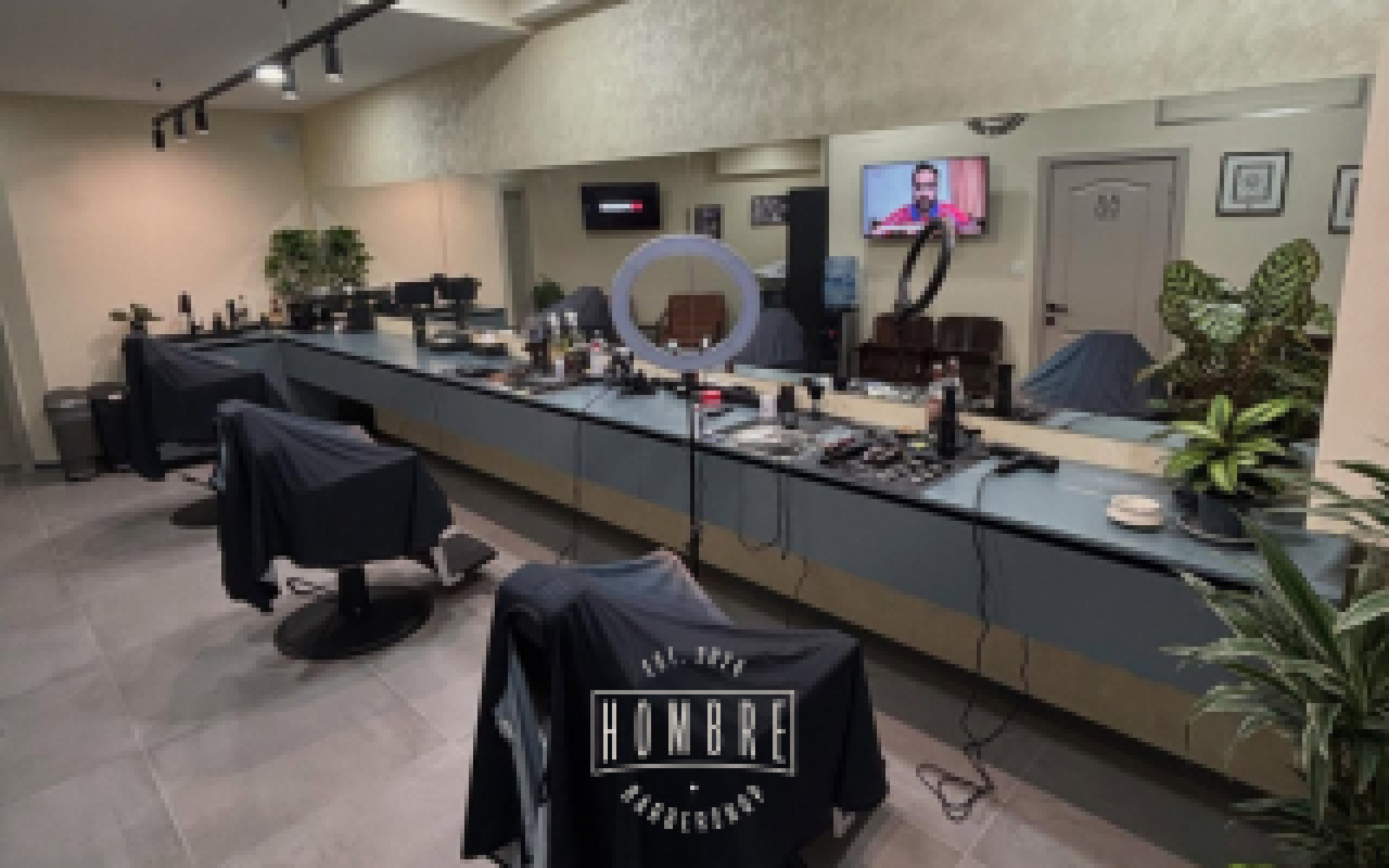 Hombre Barbershop Freebies - Malta Health & Beauty Discounts & Offer  on Coupon Club.mt - Get 1 Free Haircut